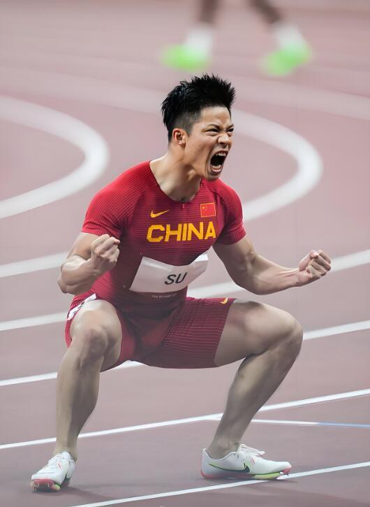 夺冠无敌！中国短跑选手绽放光芒
